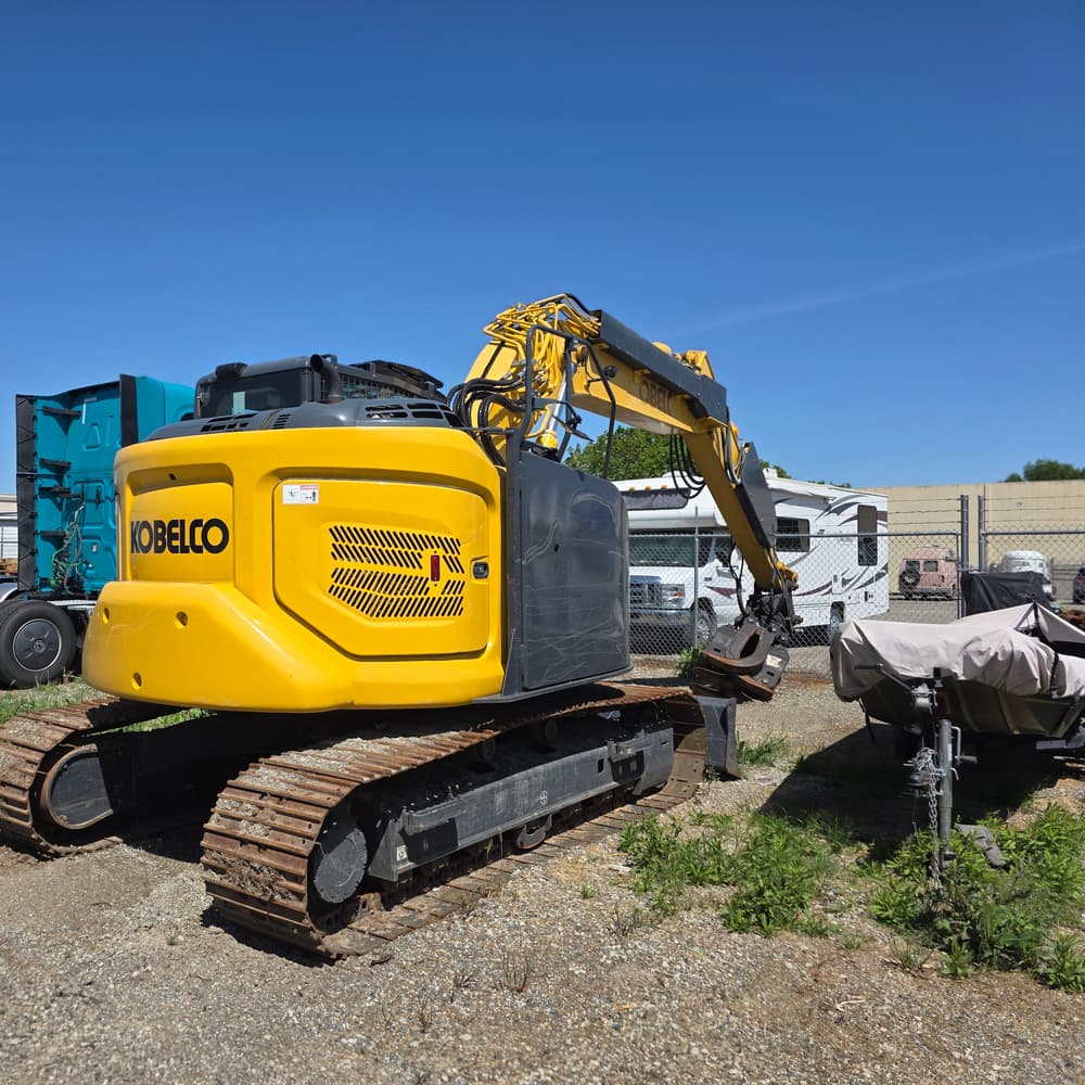 Kobelco SK140