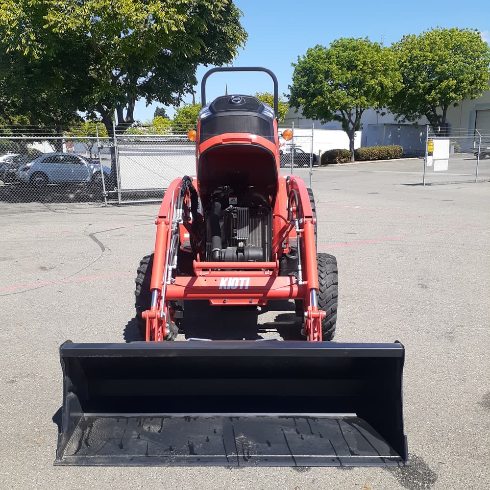 Kioti DK4720 SE HST Tractor
