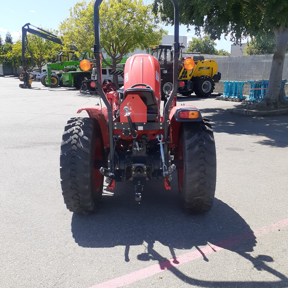 Kioti DK4720 SE HST Tractor