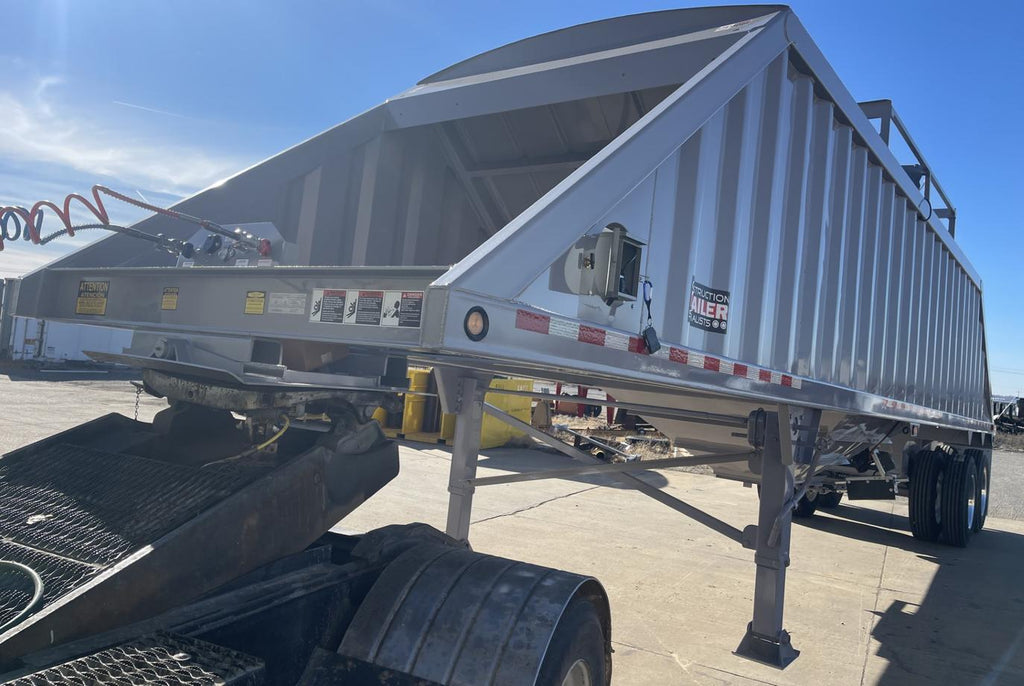 CONSTRUCTION TRAILER SPECIALISTS SAND HOPPER TRAILER
