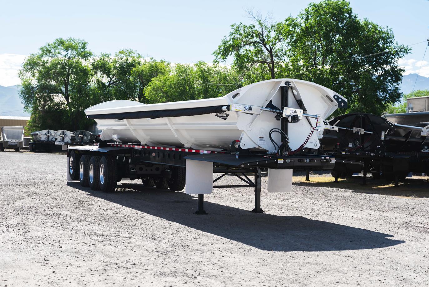 NEW SMITHCO SX4 SIDE DUMP TRAILER