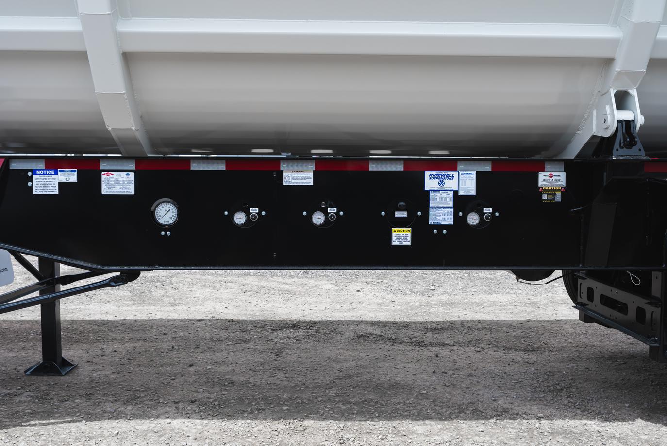 SMITHCO 6 AXLE SIDE DUMP TRAILER