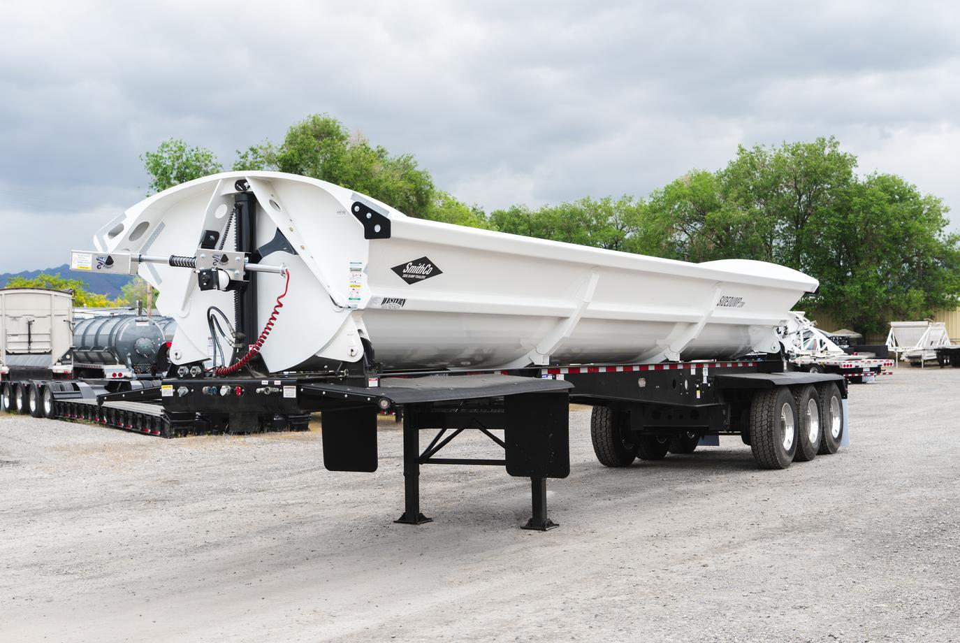 SMITHCO 3 AXLE SIDE DUMP TRAILER