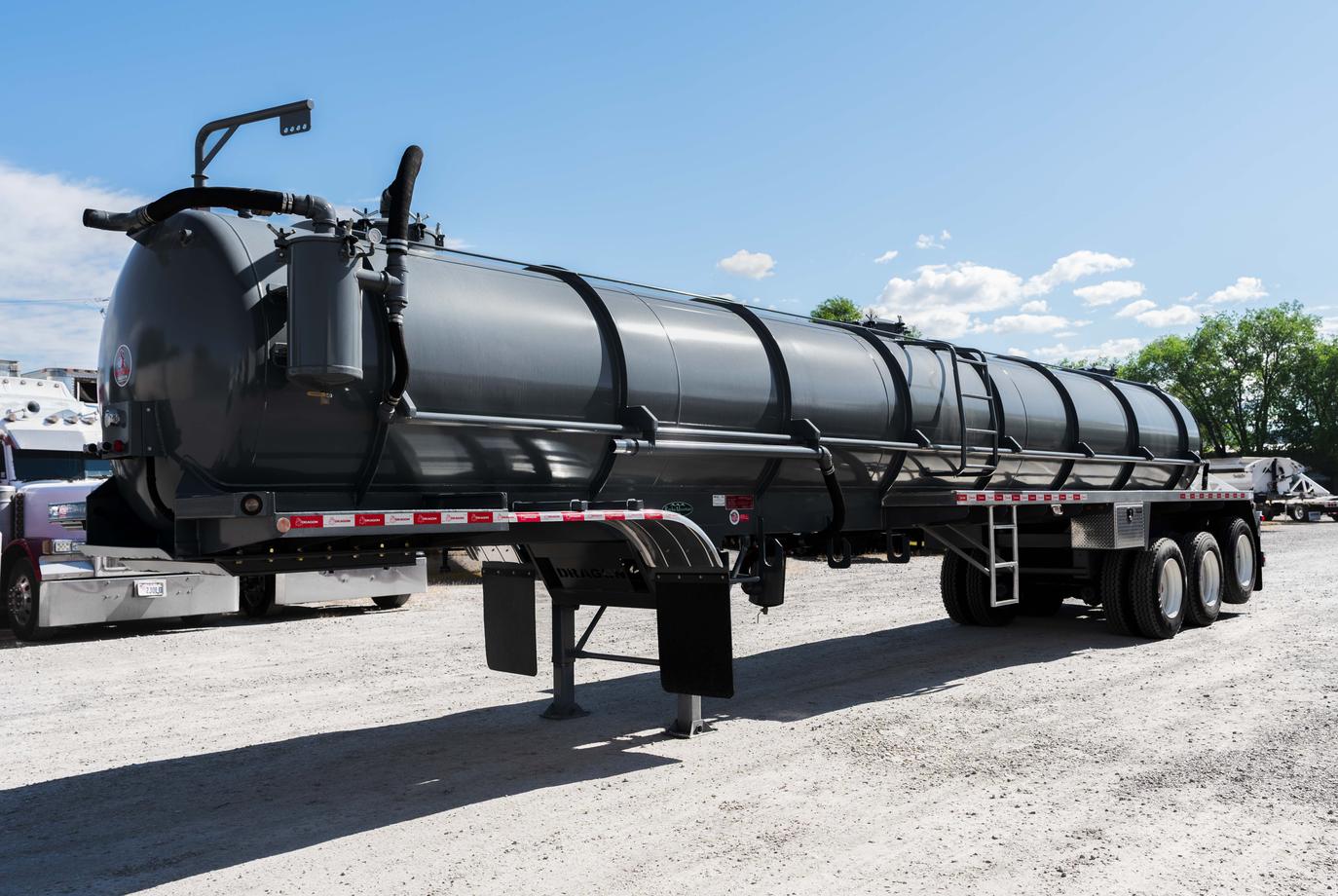 165 BBL 3 AXLE STEEL NON CODE VACUUM TRAILER