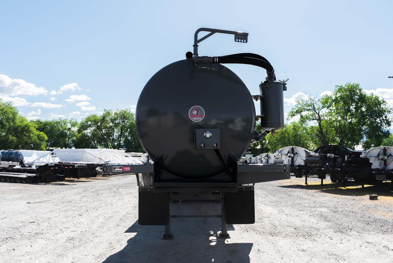 165 BBL 3 AXLE STEEL NON CODE VACUUM TRAILER
