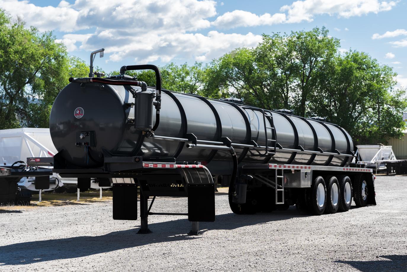 185 BBL 4 AXLE STEEL NON CODE VACUUM TRAILER