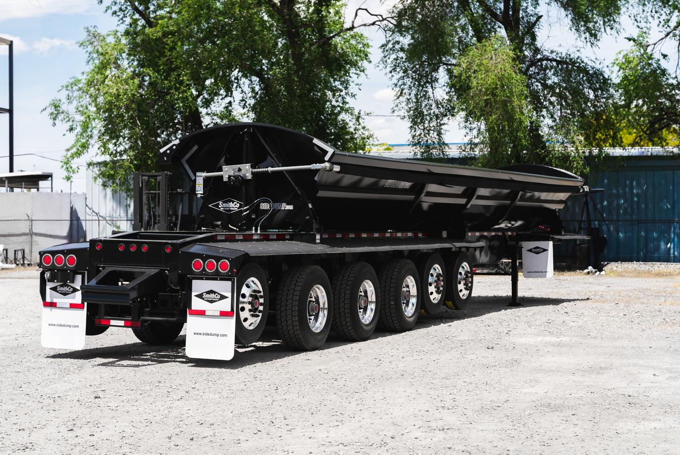 NEW SMITHCO SX6 ULTRA SIDE DUMP TRAILER