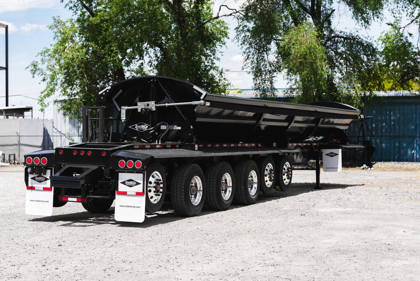 NEW SMITHCO SX6 ULTRA SIDE DUMP TRAILER