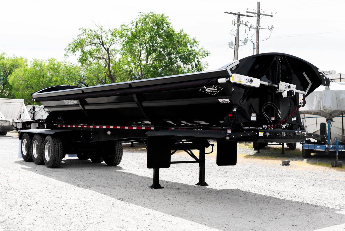 SMITHCO 3 AXLE SIDE DUMP TRAILER
