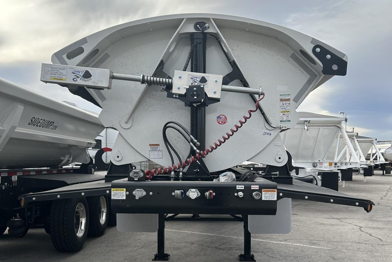 SMITHCO SX5 SIDE DUMP TRAILER