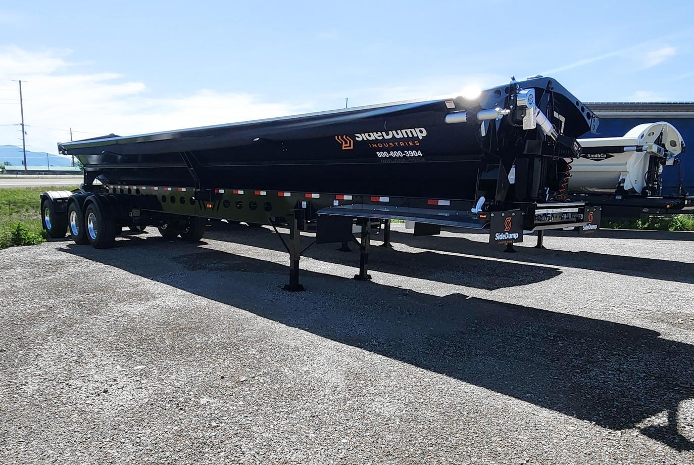 New SDI Tri-Axle Side Dump Trailer