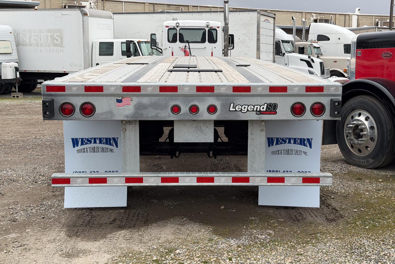 2024 Manac 10248C000L Flatbed Trailer